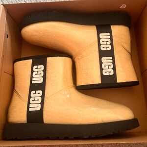 Ugg rainboots